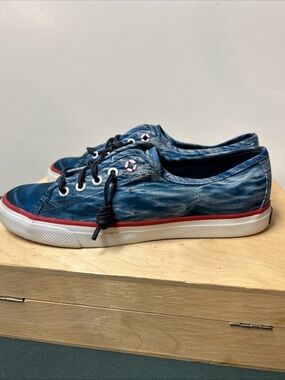Sperry Womens‎ 7.5 M Universal Jaws Movie Slip On Boat Shoes Sneaker Waves Ocean